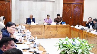 ঝুঁকিপূর্ণ জনগোষ্ঠীর সহায়তায় জলবায়ু অর্থায়ন ন্যায্যভাবে বণ্টন করতে হবে: পরিবেশ উপদেষ্টা