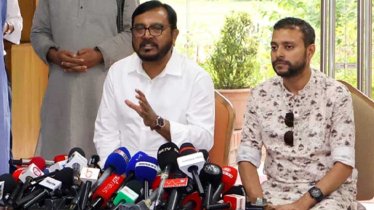 ‘জুলাই সনদ বাস্তবায়নে রাজনৈতিক ঐকমত্য না হলে গণভোট ছাড়া উপায় নেই’ 