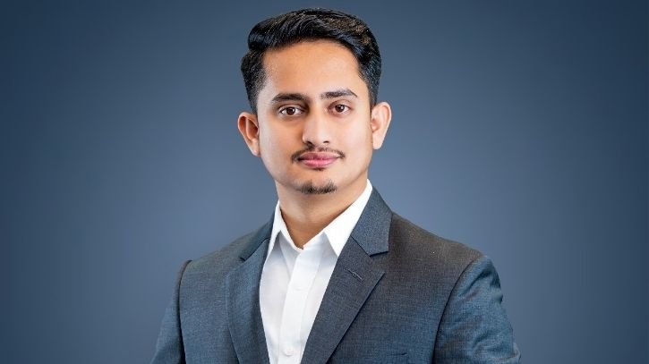 ‘কে কীভাবে ক্ষমতায় গিয়ে মধু খাওয়ার স্বপ্ন দেখে, দেখে নেব’