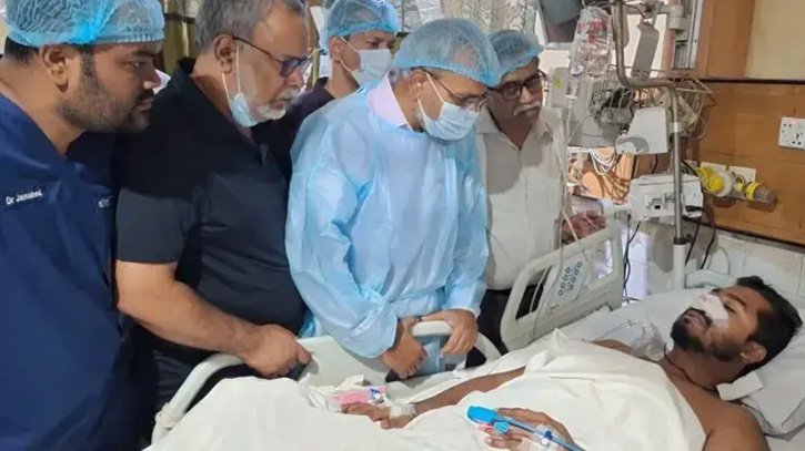 সরকারি খরচে চিকিৎসার জন্য সিঙ্গাপুর যাচ্ছেন নুর