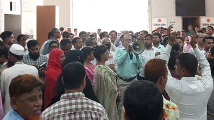 আবারও বিক্ষোভ সচিবালয়ে
