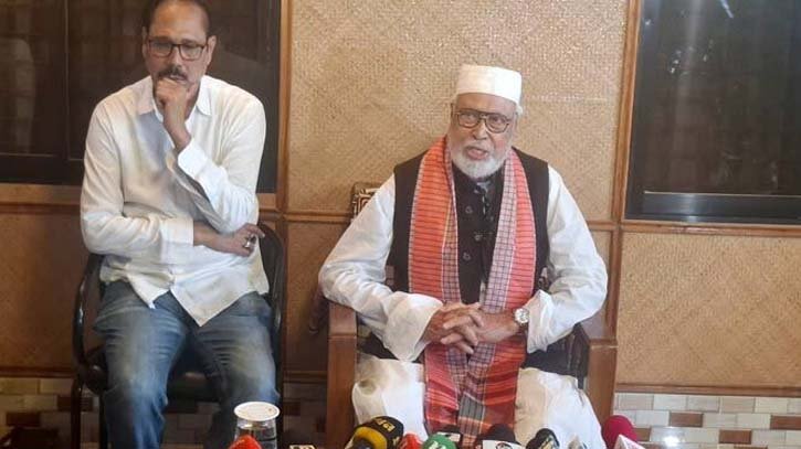 ‘আমার বাড়ি ভাঙলে যদি দেশের শান্তি হয় তাহলে আমি রাজি’ ‘আমার বাড়ি ভাঙলে যদি দেশের শান্তি হয় তাহলে আমি রাজি’