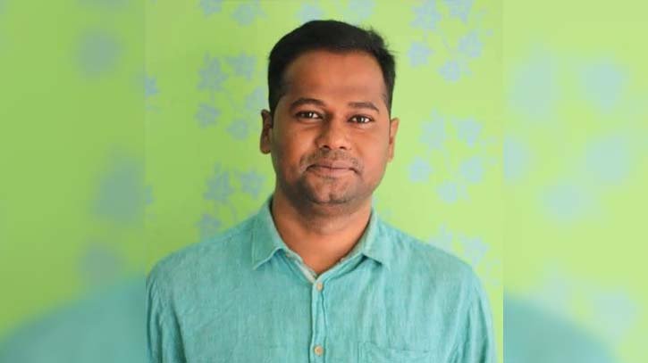 আখাউড়ার সাবেক ভাইস চেয়ারম্যান মুরাদ বিমানবন্দর থেকে গ্রেফতার