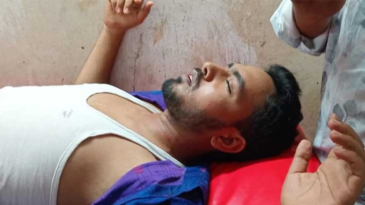 আধিপত্য বিস্তারকে কেন্দ্র করে শিবির-ছাত্রদল সংঘর্ষ, আহত ২৫