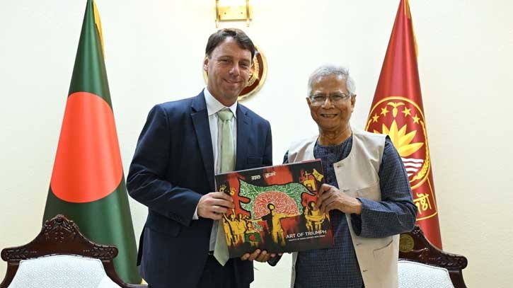 যুক্তরাষ্ট্রের সঙ্গে বাণিজ্যিক সম্পর্ক আরও জোরদার করতে চায় বাংলাদেশ: প্রধান উপদেষ্টা