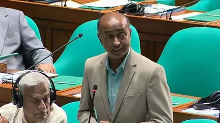 মাননীয় স্পিকার, আমার একটা মাত্র বউ: সংসদে আইনমন্ত্রী