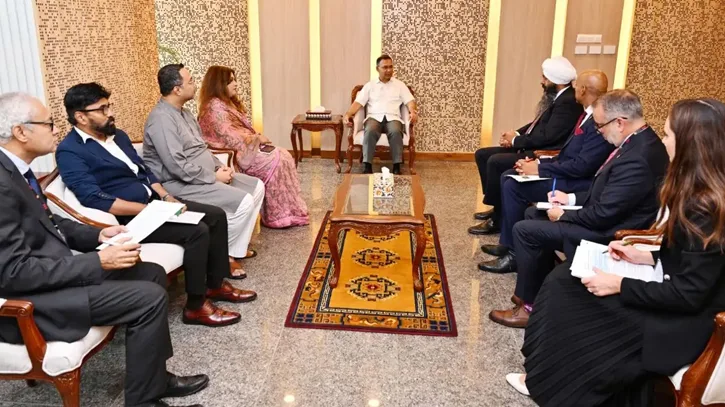 প্রধানমন্ত্রীর সঙ্গে কানাডার আন্তর্জাতিক উন্নয়ন প্রতিমন্ত্রীর সৌজন্য সাক্ষাৎ