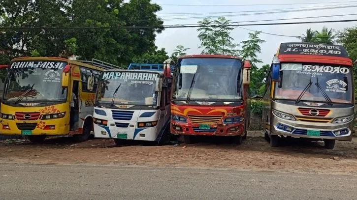 চুয়াডাঙ্গায় সব রুটের বাস চলাচল বন্ধ ঘোষণা