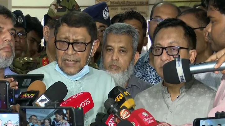 আগামী ৩ মাসে বিপুল সংখ্যক ডাক্তার-নার্স নিয়োগ দেবে সরকার: স্বাস্থ্যমন্ত্রী