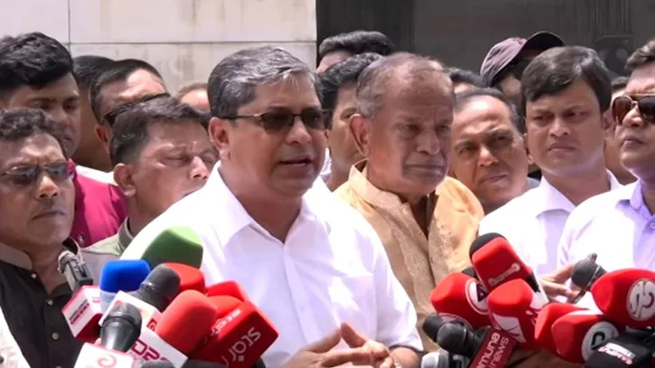 'সংকট থাকলে লং মার্চে এক লাখ লিটার তেল কোথায় পাবে বিরোধীদল?'