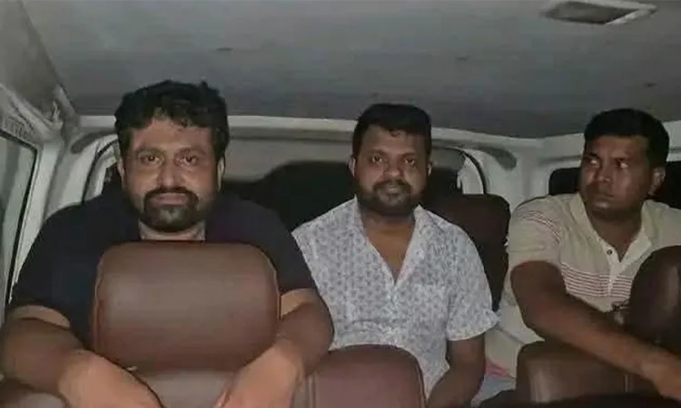 ঝিনাইদহে ছাত্রলীগ সহ-সভাপতিসহ আটক ৩