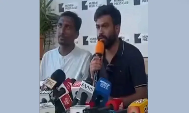 ভারতজুড়ে আন্দোলনে নামছে ককরোচ জনতা পার্টি