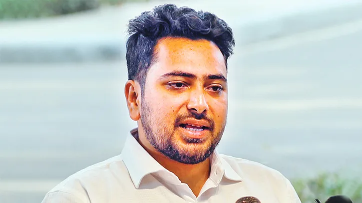 ভয়ভীতি কিংবা দমন-পীড়নের মাধ্যমে পাটওয়ারীদের কণ্ঠ স্তব্ধ করা যাবে না: নাহিদ