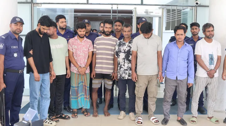 ডেভিড ইমনের নাম ভাঙিয়ে চাঁদাবাজির অভিযোগে গ্রেপ্তার ৭