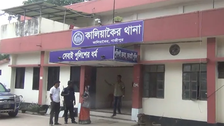 কালিয়াকৈরে বাড়িতে হামলা-ভাঙচুর, মারধরের অভিযোগ