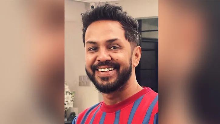 ‘এক মিনিটে দুই ট্রেন গায়েব’, টিকিট না পেয়ে ফেসবুকে আশফাক নিপুনের আক্ষেপ