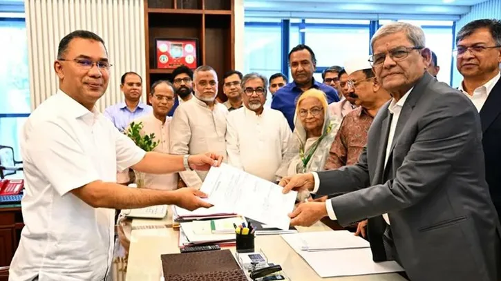 মির্জা ফখরুলকে রাষ্ট্রপতি পদে মনোনয়নে প্রস্তাবক মঈন খান, সমর্থক গয়েশ্বর