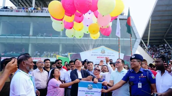 শেরপুরে জেলা প্রশাসক গোল্ডকাপের চ্যাম্পিয়ন পৌরসভা দল