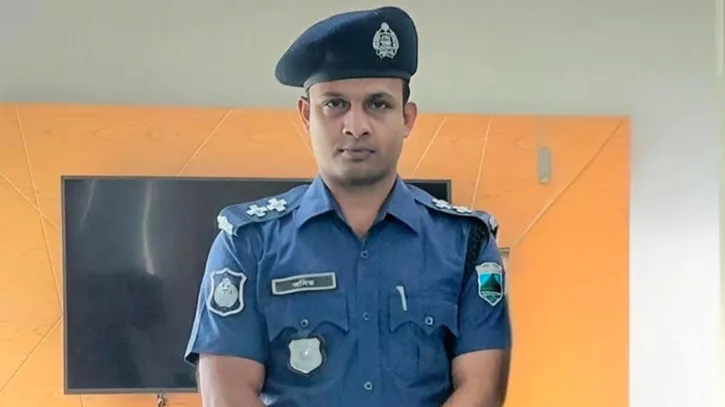 নিষিদ্ধ ছাত্রলীগ নেতাকে পালাতে সহযোগিতার অভিযোগ, এসআই ক্লোজড