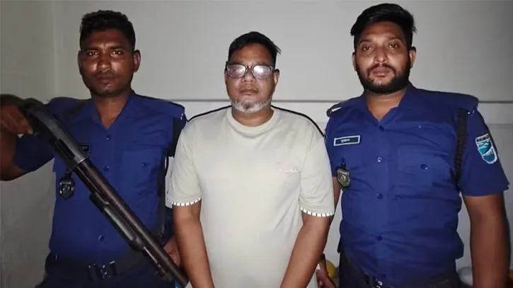 মিরপুর থেকে সাভার স্বেচ্ছাসেবক লীগ নেতা নাসির লিটন গ্রেপ্তার