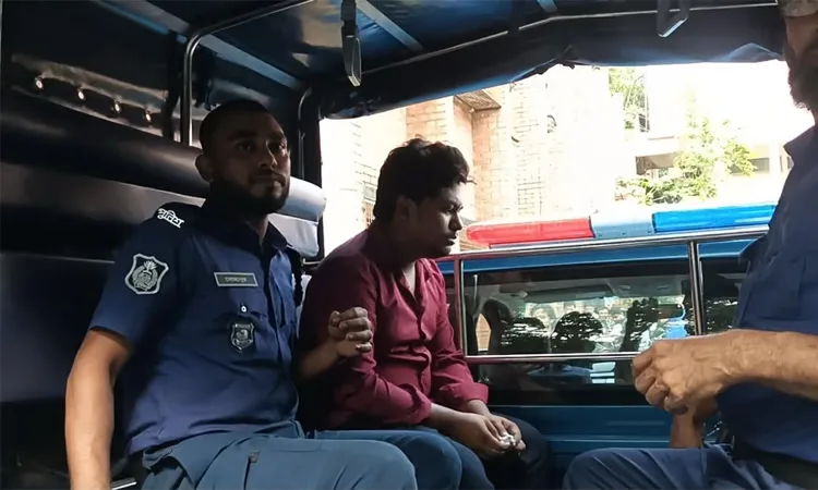 ছাত্রলীগের সংশ্লিষ্টতা না পাওয়ায় ছাত্রশক্তির আটক নেতাকে ছেড়ে দিল পুলিশ