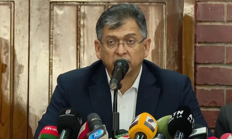 প্রধানমন্ত্রীর মেয়াদ ১০ বছর রাখার সিদ্ধান্তে অনড় সরকার: স্বরাষ্ট্রমন্ত্রী