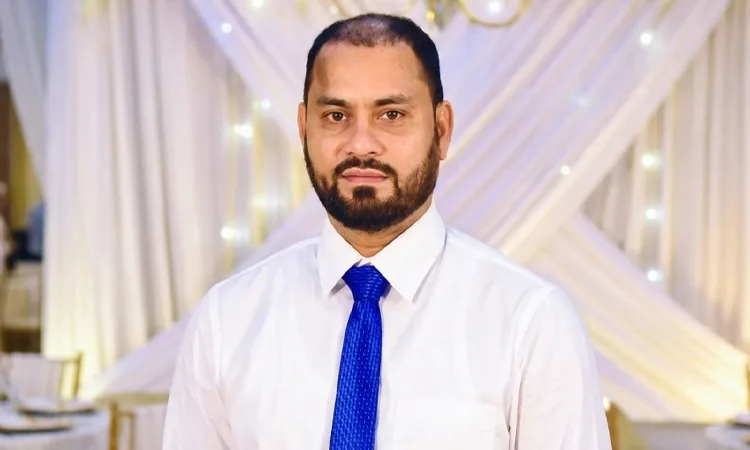 নবজাতক সন্তানের ওষুধ কিনতে গিয়ে ছাত্রলীগ নেতা গ্রেপ্তার