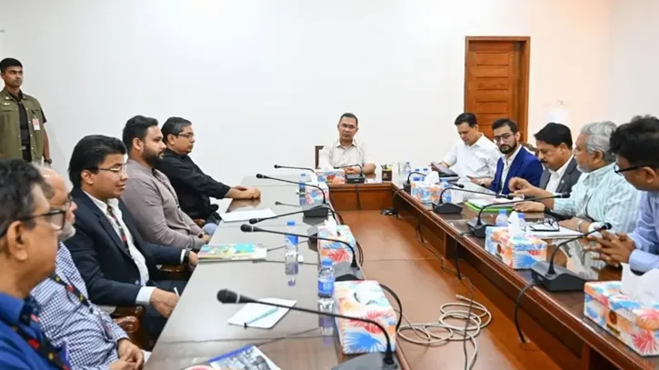 পানি ব্যবস্থাপনা নিয়ে বিশেষজ্ঞদের সঙ্গে প্রধানমন্ত্রীর মতবিনিময়