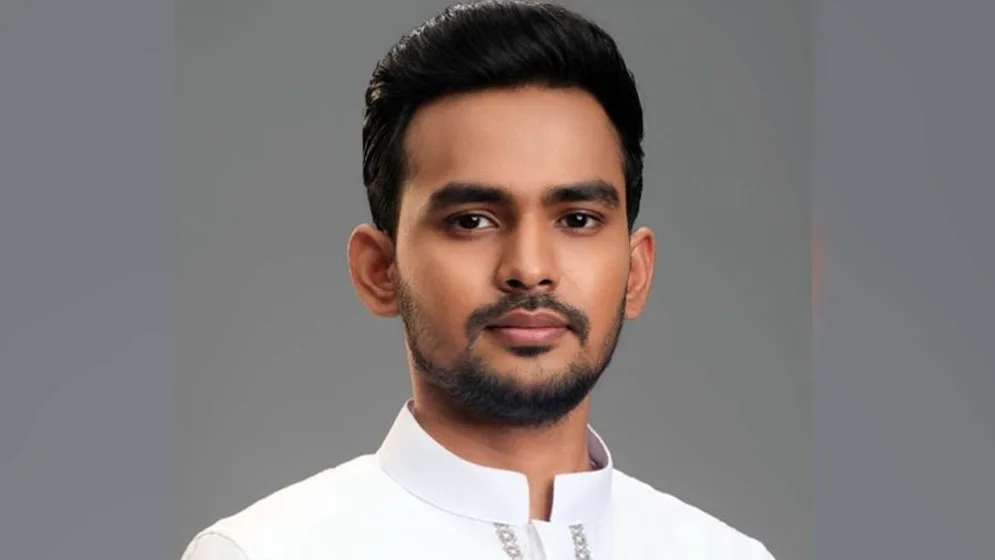 দেশ ছাড়তে পারেন আসিফ মাহমুদ, নিষেধাজ্ঞা চাইবে দুদক