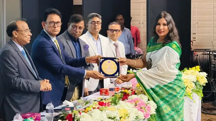 ‘তৃতীয় লিঙ্গ’ বলতে গিয়ে অনিচ্ছায় ‘ট্রান্সজেন্ডার’ বলেছি: শিক্ষামন্ত্রী