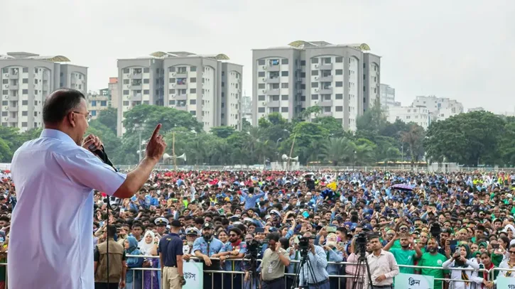 দেশকে পুনর্গঠন করতে চাইলে কেউ আমাদের ঠেকাতে পারবে না: প্রধানমন্ত্রী