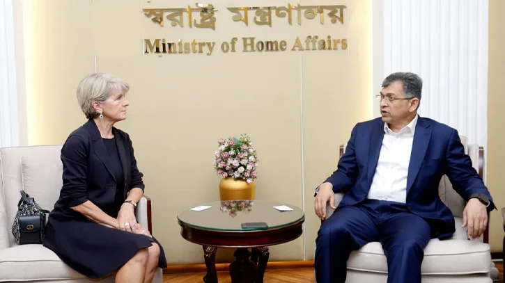 রোহিঙ্গা সংকট সমাধানে আন্তর্জাতিক সম্প্রদায়ের সহযোগিতা চাইলেন স্বরাষ্ট্রমন্ত্রী