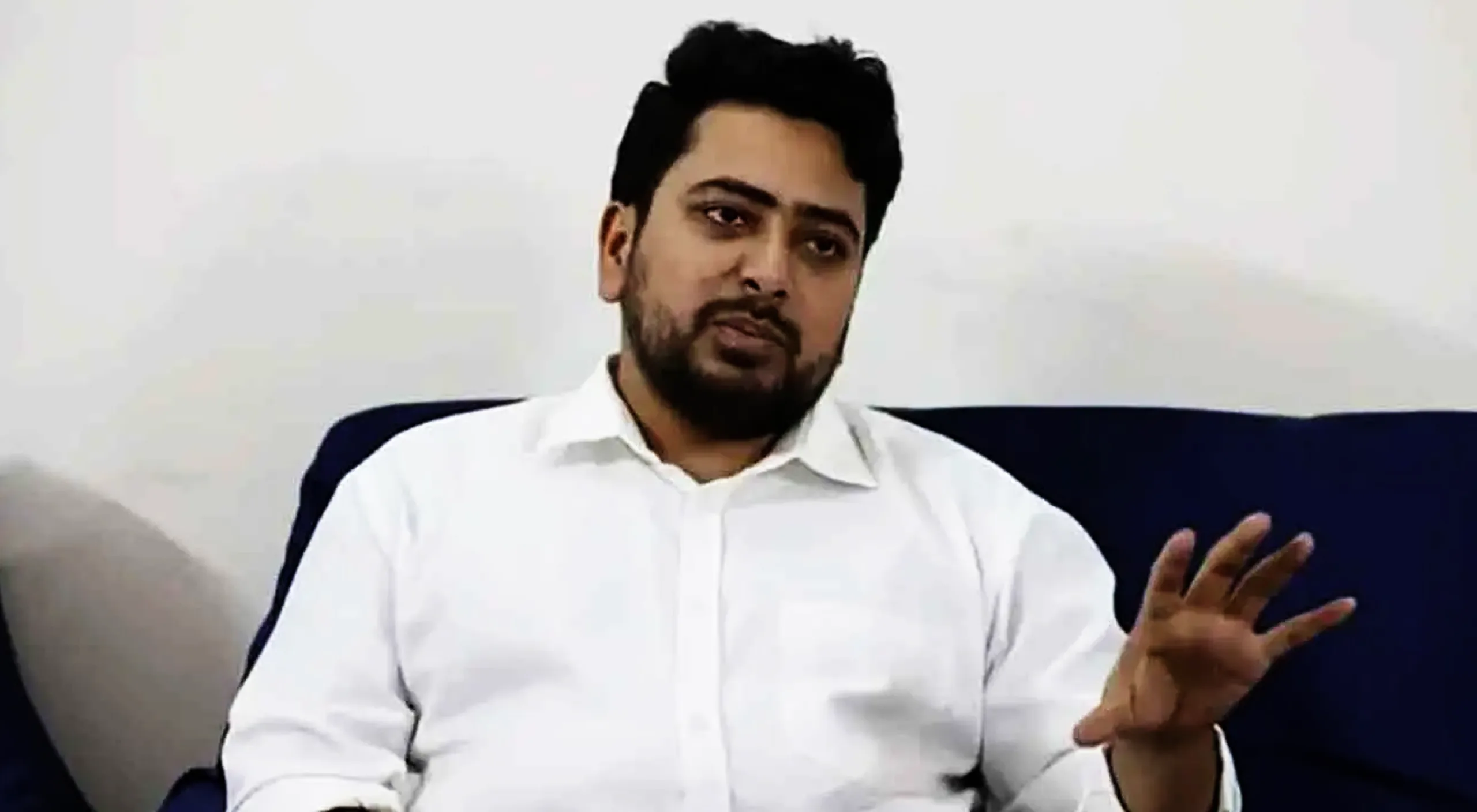 গুমের শিকার সবাইকে খুঁজে বের করতে হবে: নাহিদ ইসলাম