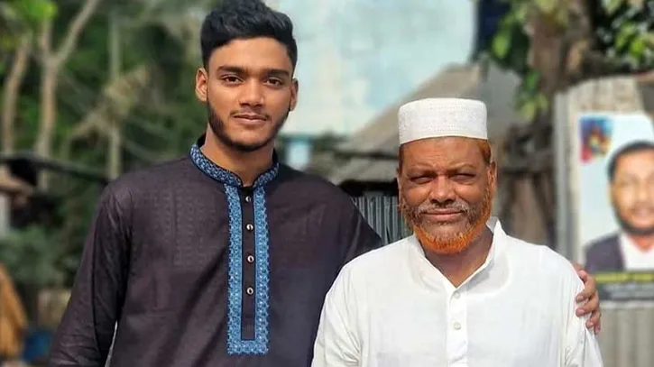 ছেলে ছাত্রলীগ নেতাকে থানায় দেখতে গিয়ে আওয়ামী লীগ নেতা বাবা গ্রেপ্তার