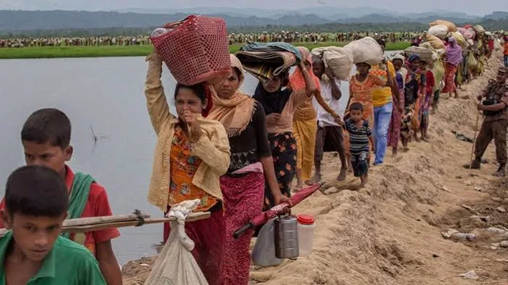 বাংলাদেশে আশ্রয় নেওয়া ৩ লাখ ৯ হাজার রোহিঙ্গাকে স্বীকৃতি দিল মিয়ানমার