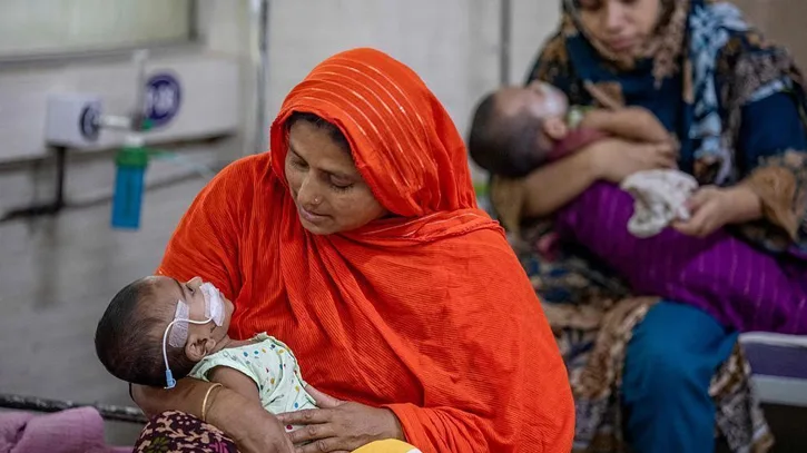 হামের উপসর্গে ২৪ ঘণ্টায় আরও ৬ মৃত্যু, মোট প্রাণহানি ৯০৮