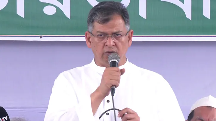 সরকারের দায়িত্ব নেওয়ার পর ৬ মাসে কোনো অপরাধই বিচারের বাইরে থাকেনি: স্বরাষ্ট্রমন্ত্রী