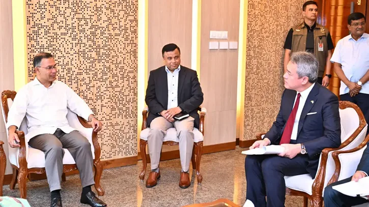 বিনিয়োগ সম্প্রসারণে প্রধানমন্ত্রীর সঙ্গে মারুবেনি কর্পোরেশনের প্রতিনিধিদলের সাক্ষাৎ