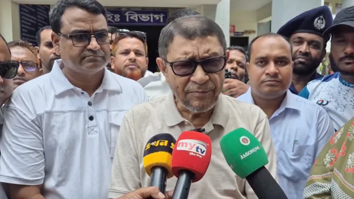 ফ্যাসিস্ট আ. লীগ সরকারের আমলে দেশের চিকিৎসা খাতে লুটপাট হয়েছে: স্বাস্থ্যমন্ত্রী