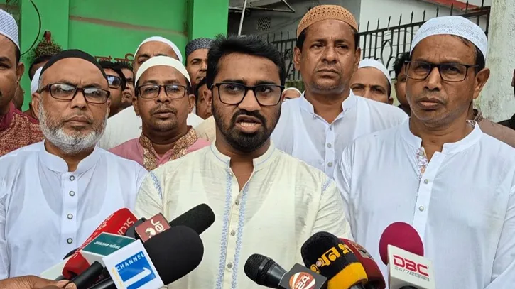 জামায়াত আমির-নাহিদ আদৌ নির্বাচনে পাস করেছিল কি না, প্রশ্ন রাশেদ খাঁনের