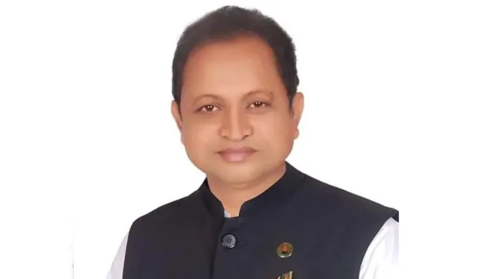 ফুলবাড়ীয়ায় আওয়ামী লীগ নেতা হারুন অর রশিদ গ্রেপ্তার