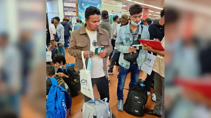 লিবিয়া থেকে দেশে ফিরলেন আরও ১৭৪ বাংলাদেশি