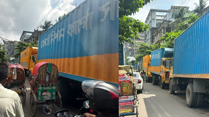 তেজগাঁওয়ে কার্ভাড ভ্যানের দখলে সড়ক, যানজটে নাকাল মানুষ
