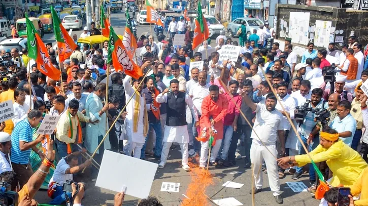 খাড়গের মন্তব্য ঘিরে উত্তাল ভারত, বিক্ষোভে বিজেপি