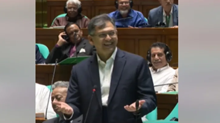 বিরোধীদলীয় নেতার জন্য সংসদে দোয়া করলেন স্বরাষ্ট্রমন্ত্রী