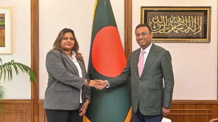 পররাষ্ট্র উপদেষ্টার সঙ্গে মালদ্বীপের রাষ্ট্রদূতের সাক্ষাৎ