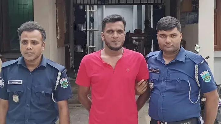 দুর্গাপুর উপজেলা ছাত্রলীগের সাবেক সভাপতি গ্রেপ্তার