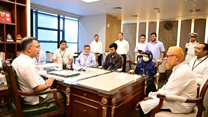 প্রধানমন্ত্রীর সঙ্গে সাক্ষাৎ করলেন আবরার ফাহাদের পরিবারের সদস্যরা