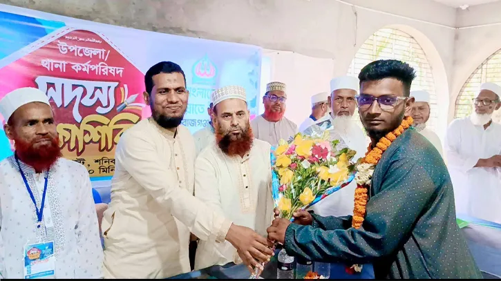 সিরাজগঞ্জে রিক্সা ও ভ্যান শ্রমিক ইউনিয়ন নির্বাচনে শ্রমিক কল্যাণ ফেডারেশন সমর্থিত বিজয়ী প্রার্থীদের সংবর্ধনা