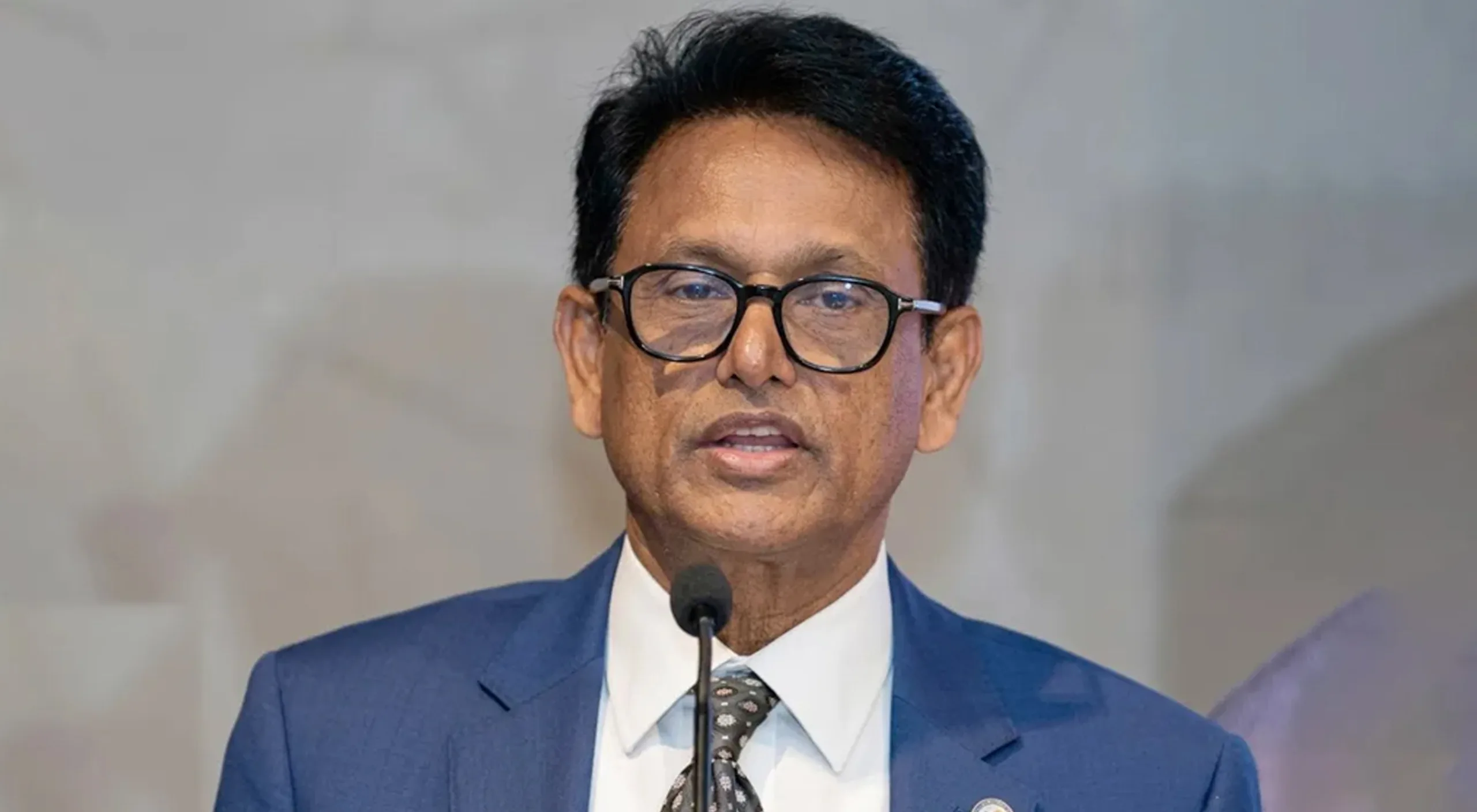 চীনা শিক্ষকদের ভিসা প্রক্রিয়া সহজ করছে সরকার: শিক্ষামন্ত্রী